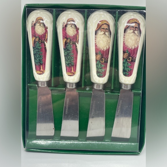 Vintage Hallmark Old World Santa Cheese Spreaders Stainless - Picture 1 of 7